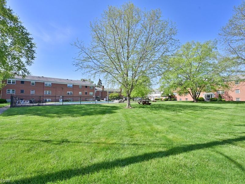 3964 Brendan Lane, Unit F411, North Olmsted, OH 44070 Photo 24