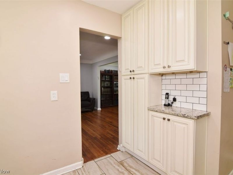 3656 Severn Road , Cleveland Heights, OH 44118 Photo 18