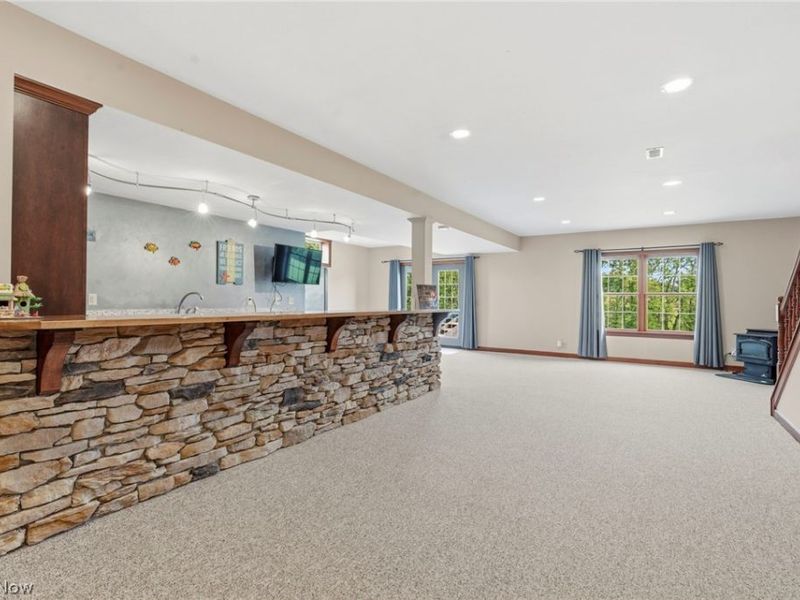 8233 Township Road 466, Lakeville, OH 44638 Photo 26