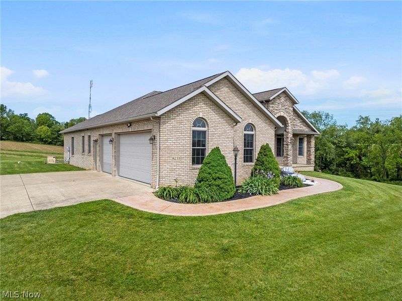 8233 Township Road 466, Lakeville, OH 44638 Photo 4