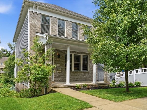 446 Sweetbriar St, Pittsburgh, PA 15211