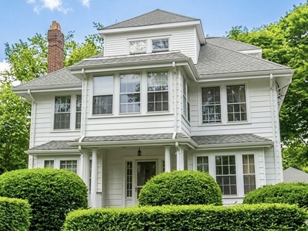 14 Hammondswood, Unit 2, Newton, MA 02467