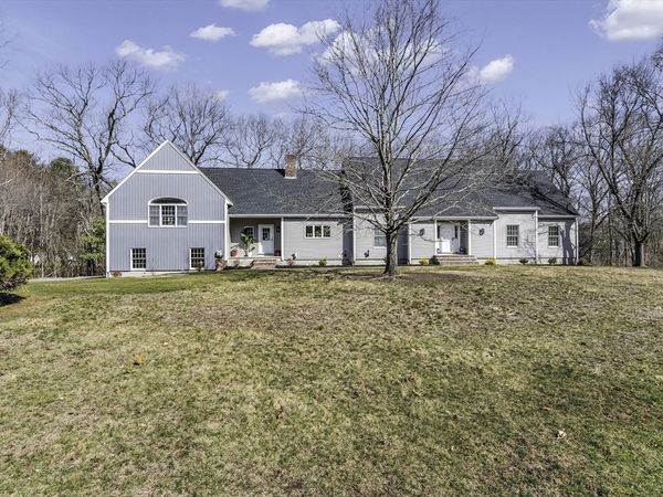 30 Anne Rd, North Andover, MA 01845