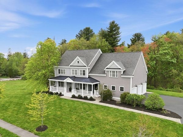 39 Summit Pointe Drive, Holliston, MA 01746