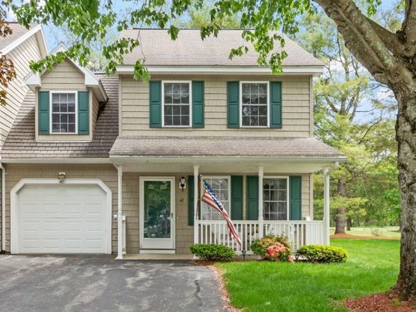 41 Fairway Dr, Unit 41, Tewksbury, MA 01876