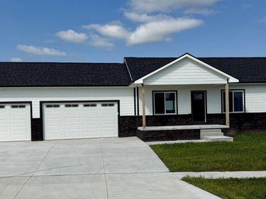 300 Jo Lane, McCool Junction, NE 68401