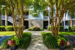 1104 Bridgeview Lane photo 4