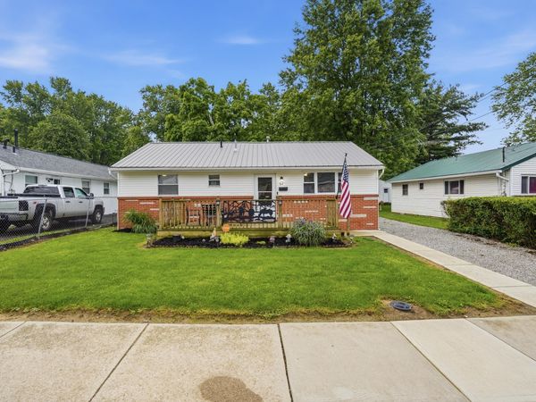 62 Joy Avenue , Delaware, OH 43015