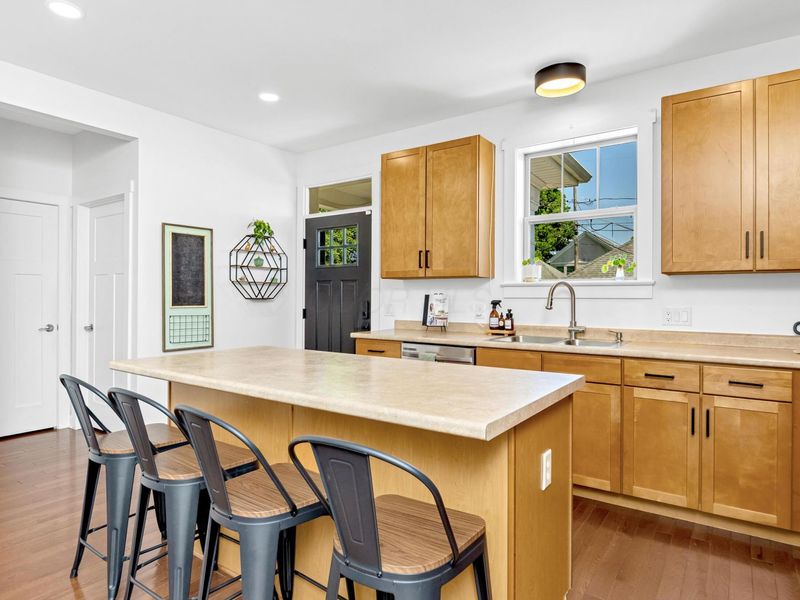 1426 Hamlet Street, Columbus, OH 43201 Photo 16