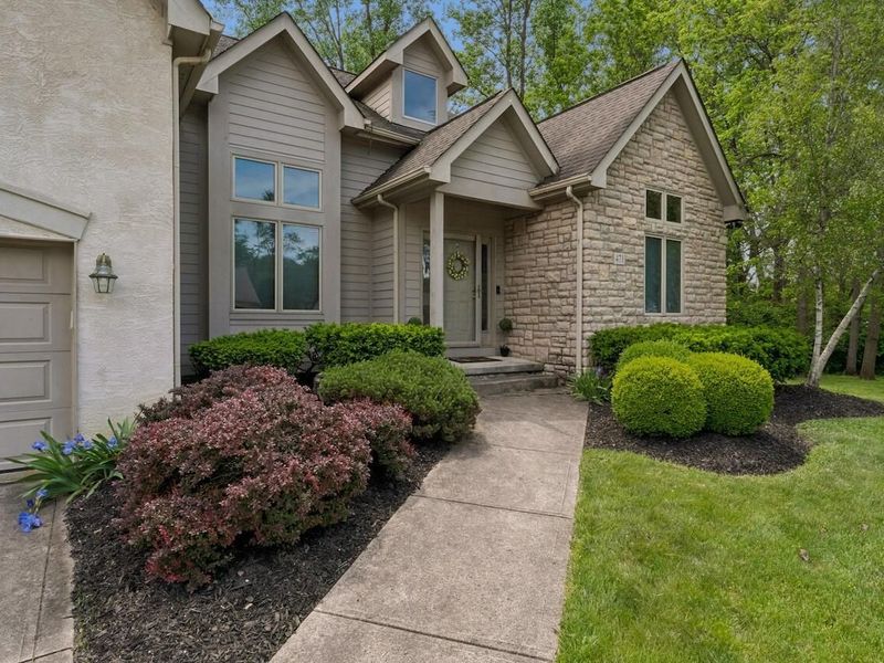 471 Woodview Road, Westerville, OH 43081 Photo 2