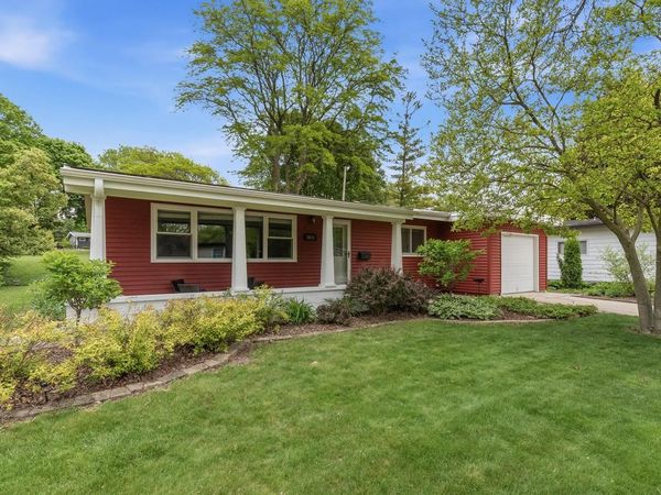 5633 Bentwood LANE, Greendale, WI 53129
