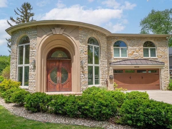 6909 N Belmont LANE, Fox Point, WI 53217