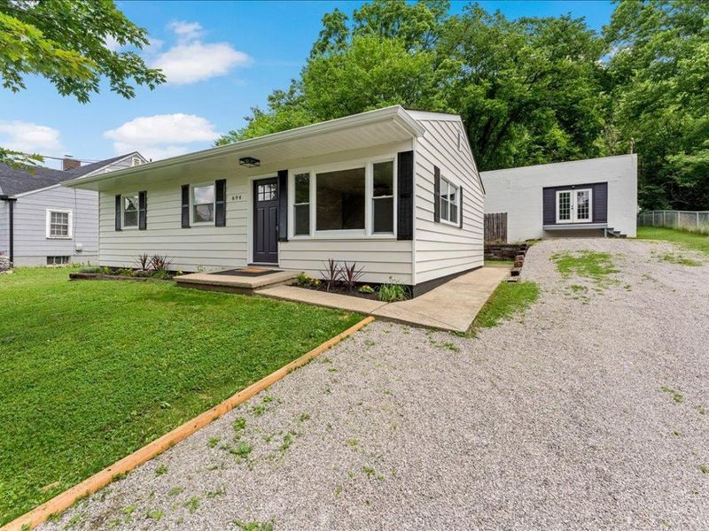 694 Greenmound Road, New Richmond, OH 45157 Photo 2