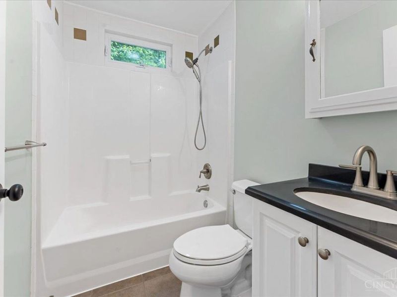 694 Greenmound Road, New Richmond, OH 45157 Photo 9