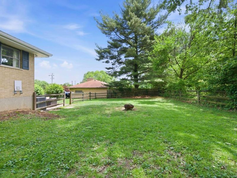 6691 Werk Road, Green Township, OH 45248 Photo 22