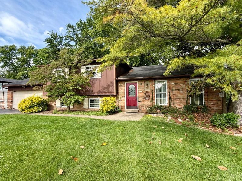 8349 Grinn Drive, West Chester, OH 45069 Photo 3