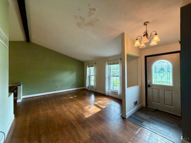 8349 Grinn Drive, West Chester, OH 45069 Photo 5
