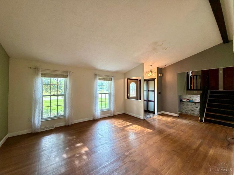 8349 Grinn Drive, West Chester, OH 45069 Photo 6