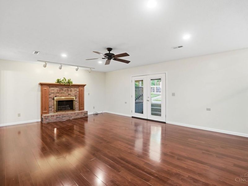 137 Palm Springs Drive, Fairfield, OH 45014 Photo 14