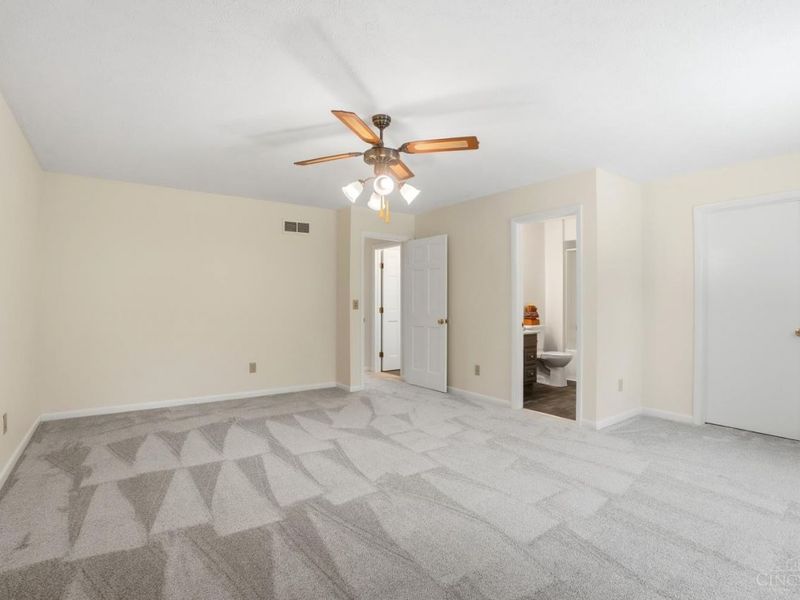 137 Palm Springs Drive, Fairfield, OH 45014 Photo 18