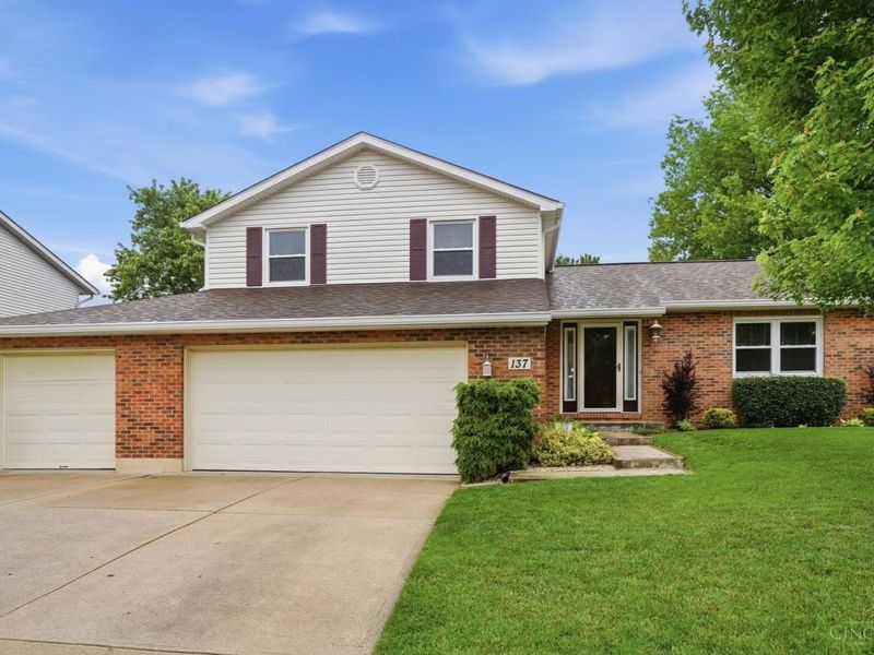137 Palm Springs Drive, Fairfield, OH 45014 Photo 2