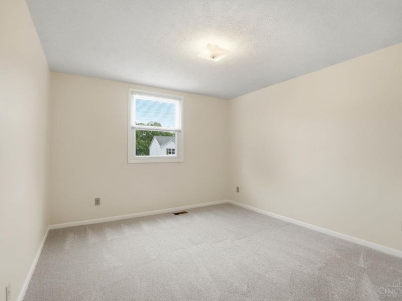 137 Palm Springs Drive, Fairfield, OH 45014 Photo 20
