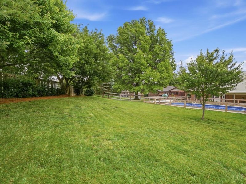 137 Palm Springs Drive, Fairfield, OH 45014 Photo 35