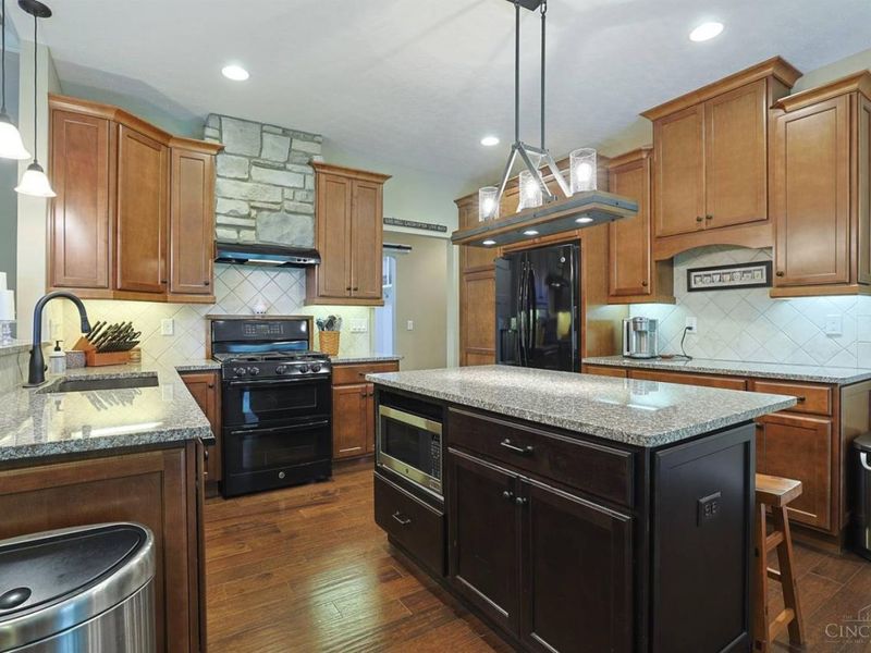 2058 Bridgewater Lane, Monroe, OH 45050 Photo 13