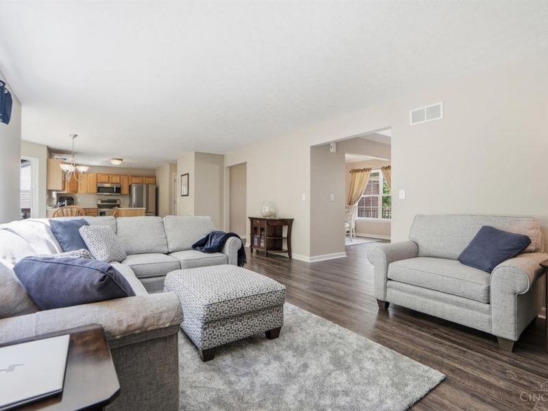 8777 Woolstone Court, Hamilton Twp, OH 45039 Photo 10