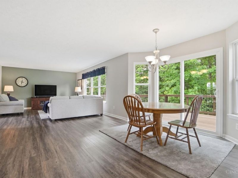 8777 Woolstone Court, Hamilton Twp, OH 45039 Photo 12