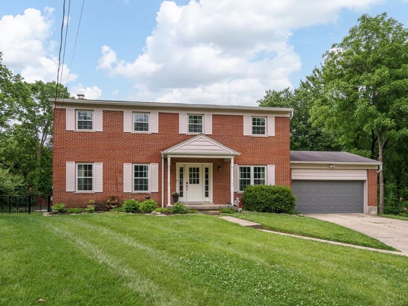 1987 Fossway Ct, Anderson Twp, OH 45230 Photo 3