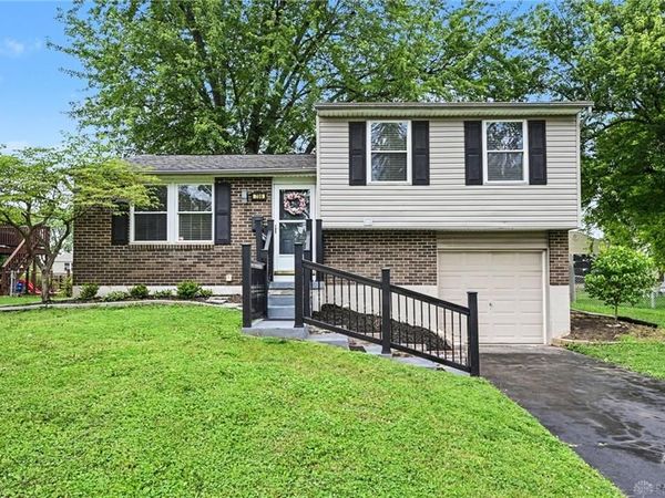 706 W Martindale Road, Union, OH 45322