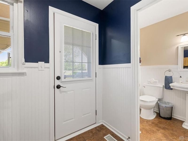 6350 Troy Frederick Road, Tipp City, OH 45371 Photo 19