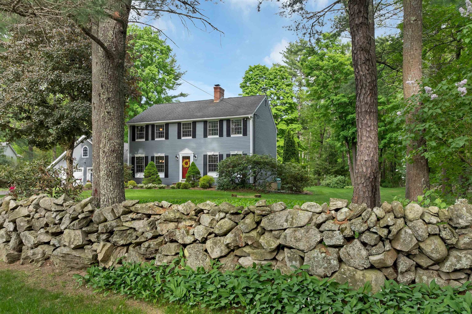 153 Castle Hill Road, Windham, NH 03087 Main Photo