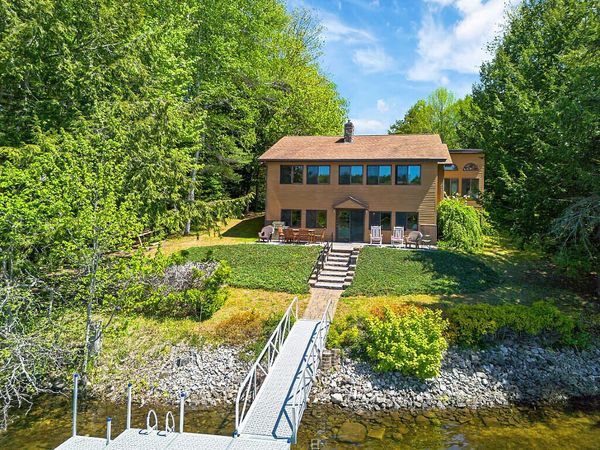 38 S Upper Narrows Lane, Winthrop, ME 04364