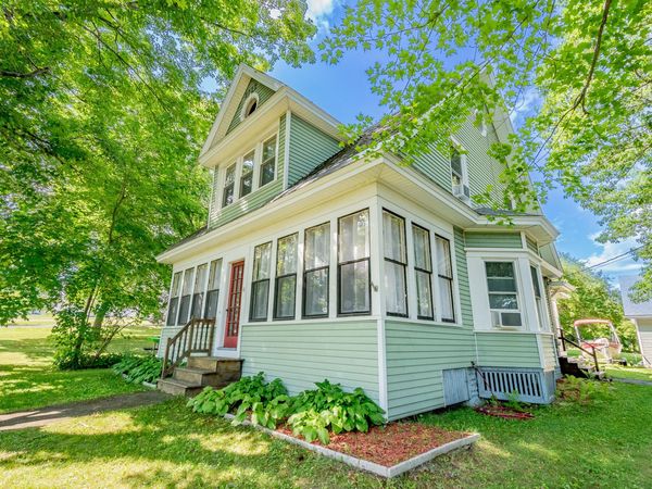 41 High Street, Guilford, ME 04443