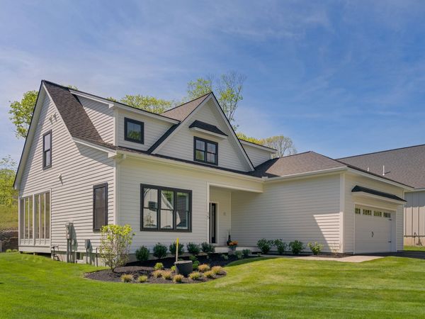 15 Rockfall Way, Unit O8, York, ME 03909
