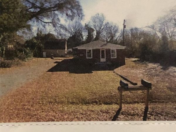 5323 Eaton Circle , Charlotte, NC 28208