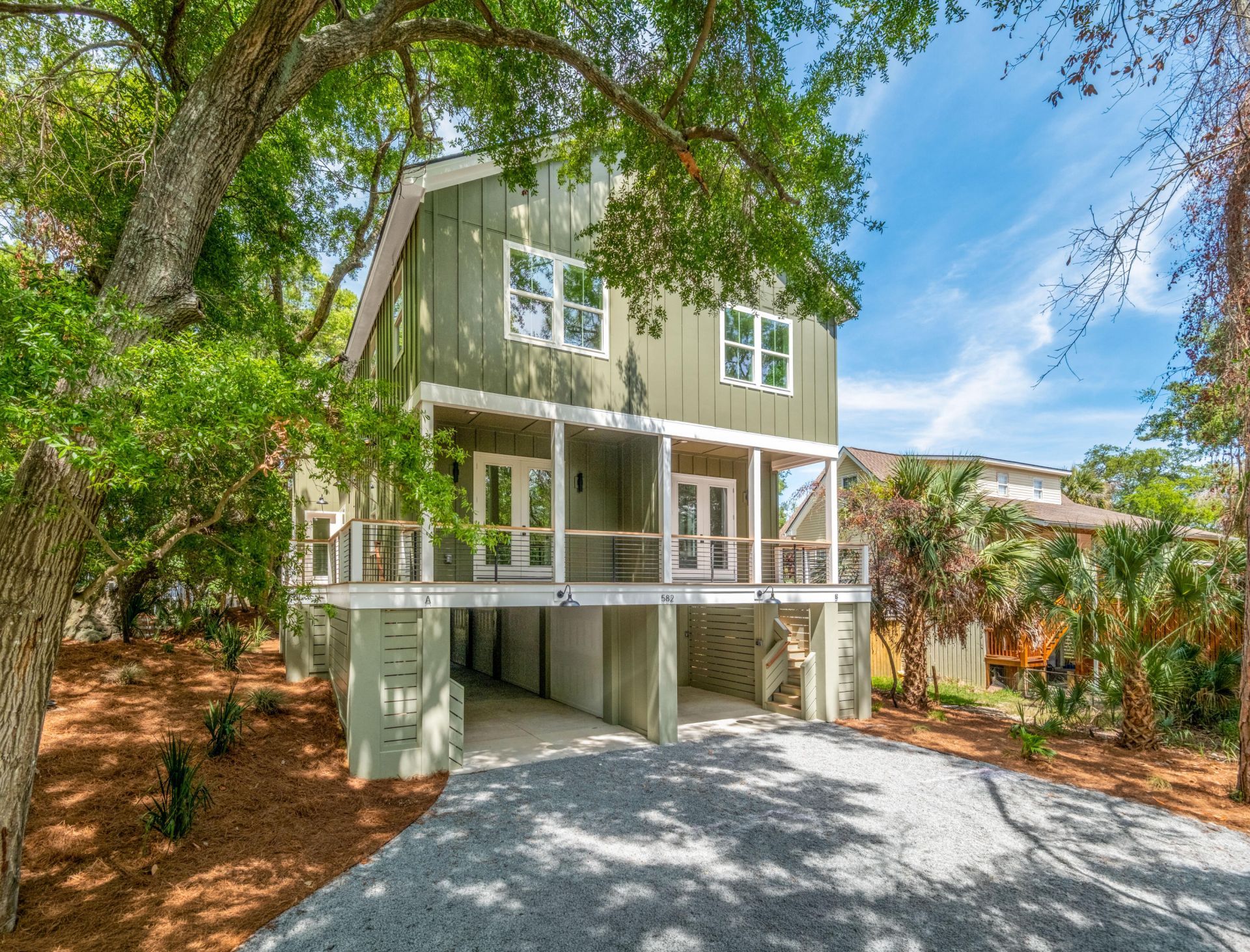 582 Pelican Court Photo 6