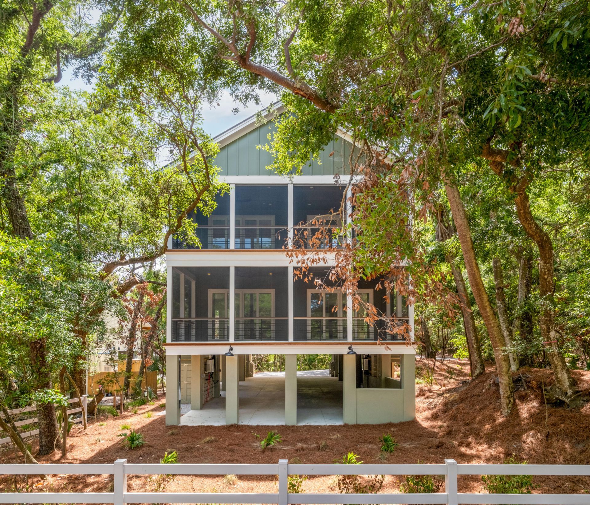 582 Pelican Court Photo 7