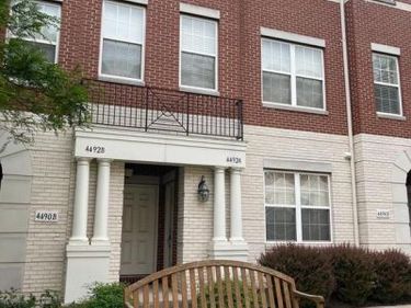 4492 A BEACON GROVE CIRCLE , FAIRFAX, VA 22033