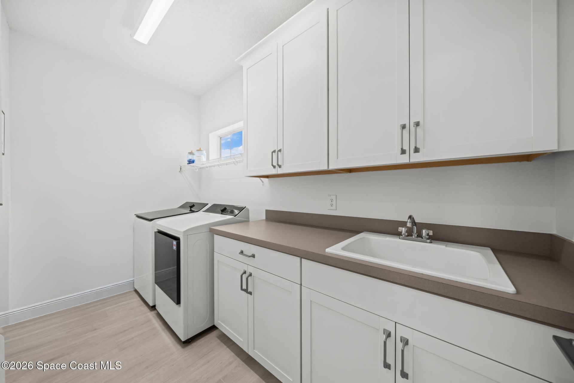 8566 Lyside Drive , Melbourne, FL 32940 Photo