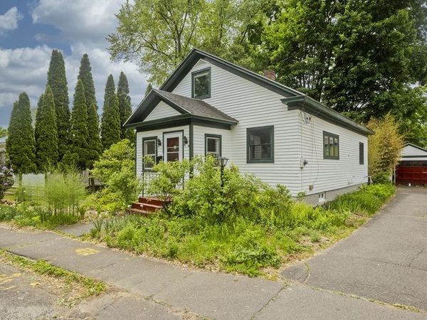 21 Winthrop Street, Northampton, MA 01060