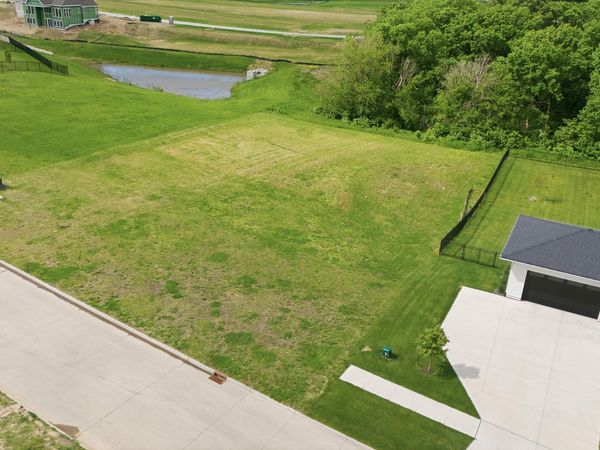 3779 SW Indigo Avenue, West Des Moines, IA 50266