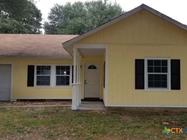 1002 Haley Avenue , Rockdale, TX 76567