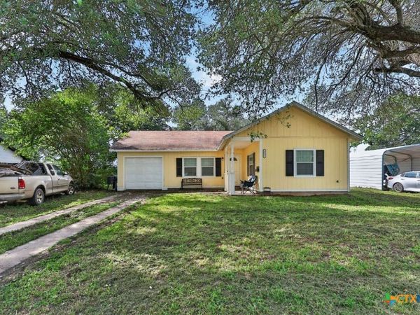 1002 Haley Avenue , Rockdale, TX 76567