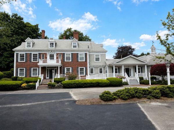 5 Porter Rd, Unit 202, Andover, MA 01810