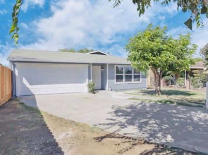513 Algen Ct, Modesto, CA 95358 Photo