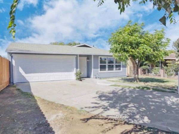 513 Algen Ct, Modesto, CA 95358