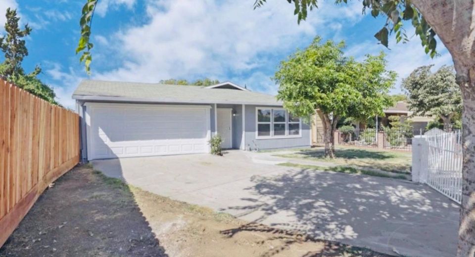 513 Algen Ct, Modesto, CA 95358 Photo